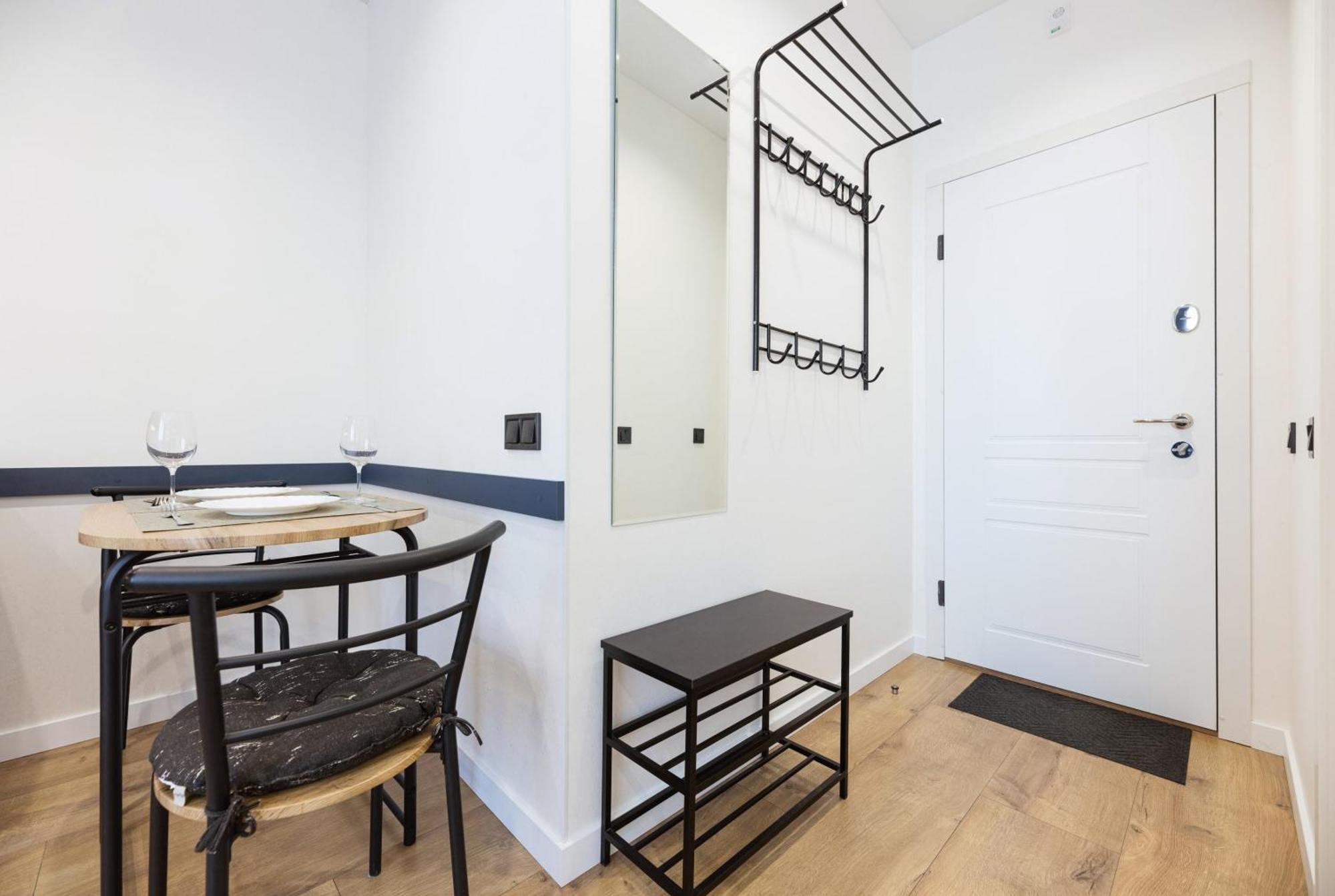 Квартири Люкс Метро Чернігівська Apartment Kiev Bagian luar foto