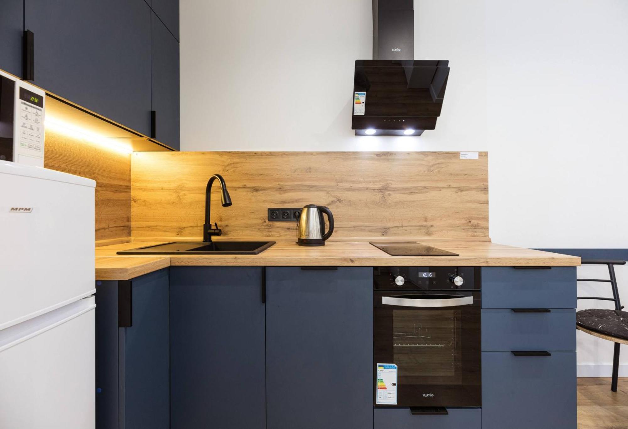 Квартири Люкс Метро Чернігівська Apartment Kiev Bagian luar foto